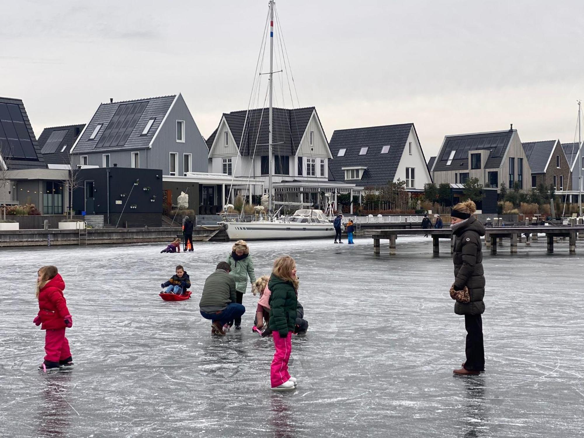 Nomad Water Lodge Harderwijk Exterior photo